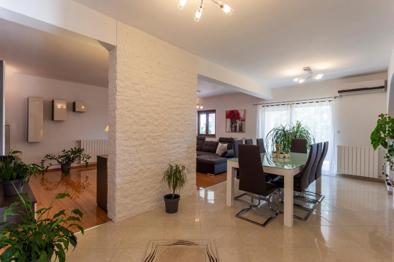 Villa Anavi Bicici Zewnętrze zdjęcie