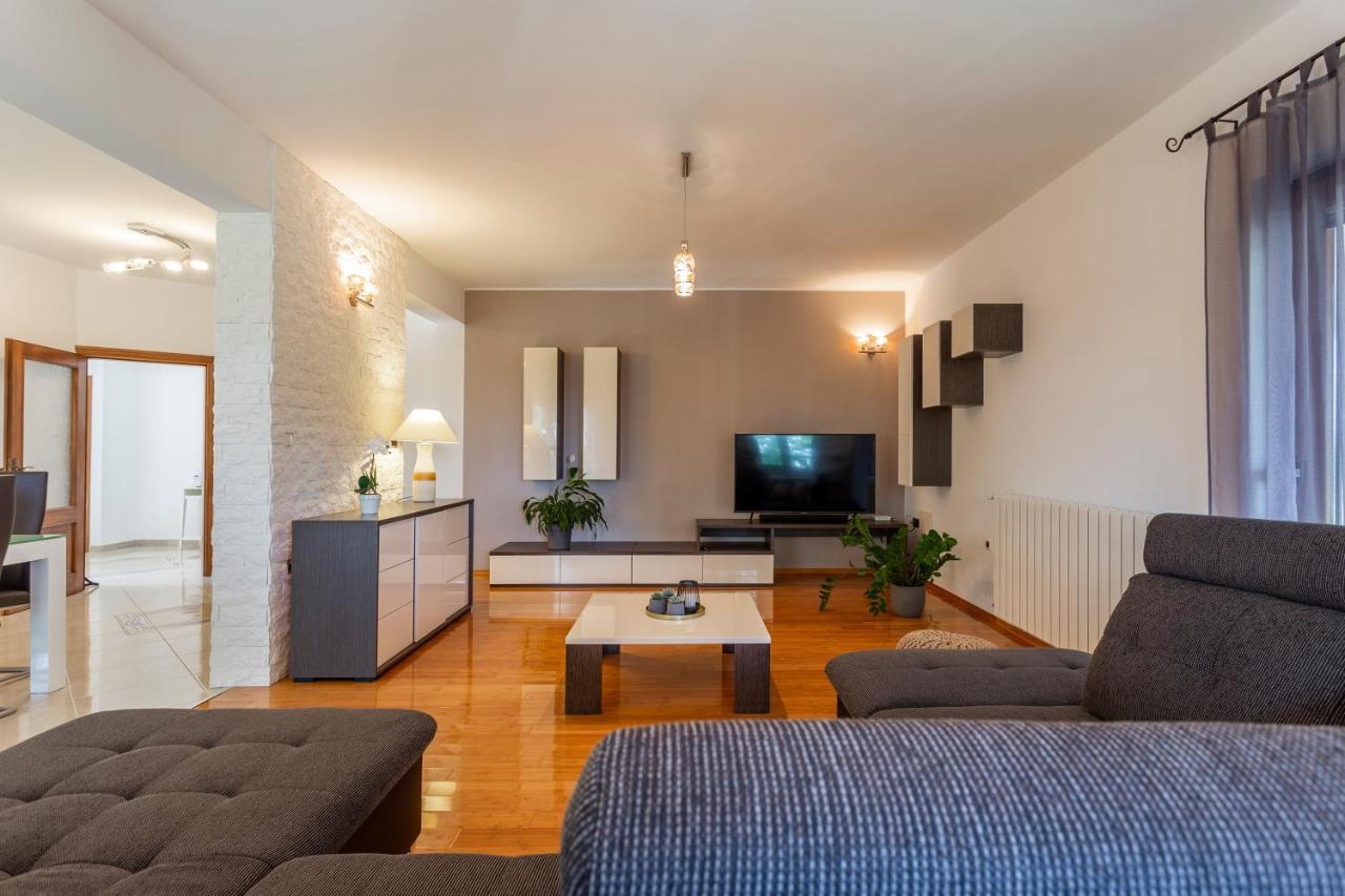 Villa Anavi Bicici Zewnętrze zdjęcie